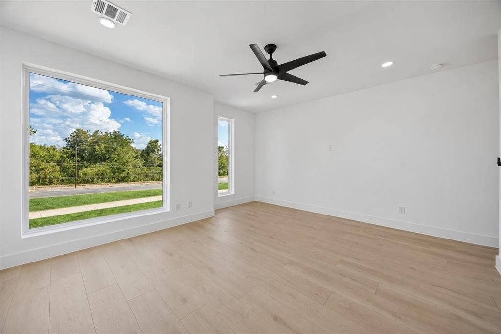 5617 Santa Fe Avenue, Dallas, TX 75214 5617 Santa Fe Avenue, Dallas, TX 75214