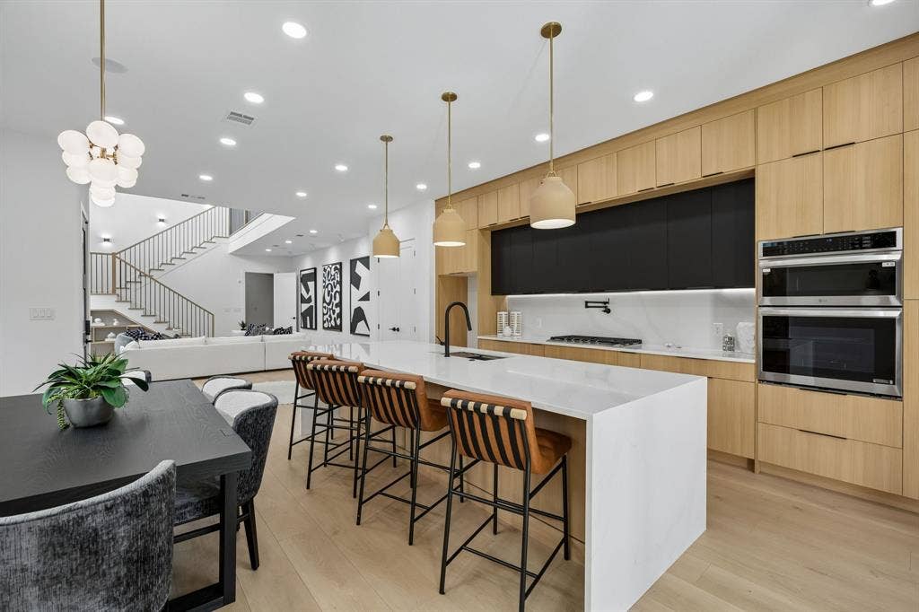 5617 Santa Fe Avenue, Dallas, TX 75214 5617 Santa Fe Avenue, Dallas, TX 75214