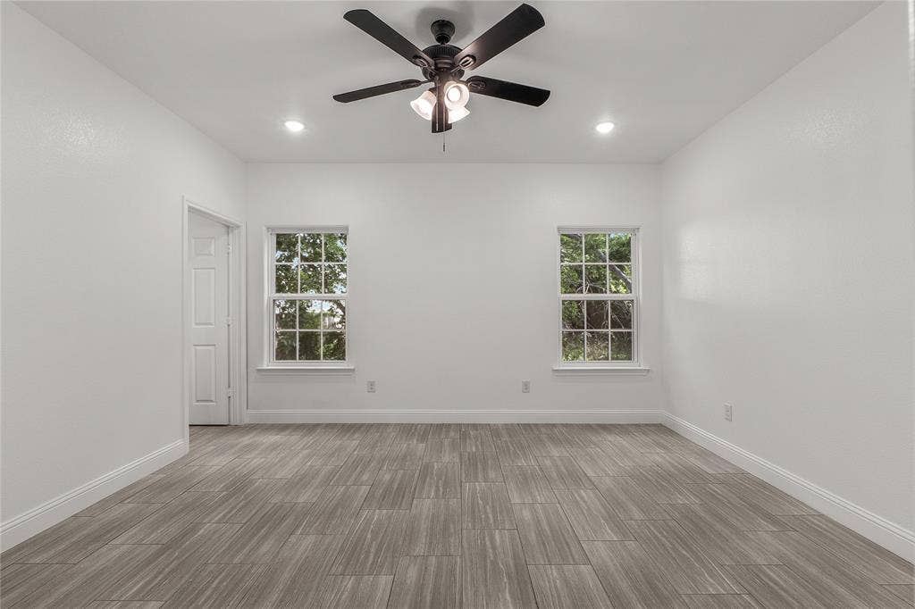 5120 Elgin Street, Fort Worth, TX 76105 5120 Elgin Street, Fort Worth, TX 76105