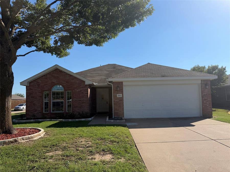Property photo for 301 Meadow Lark Lane, Anna, TX