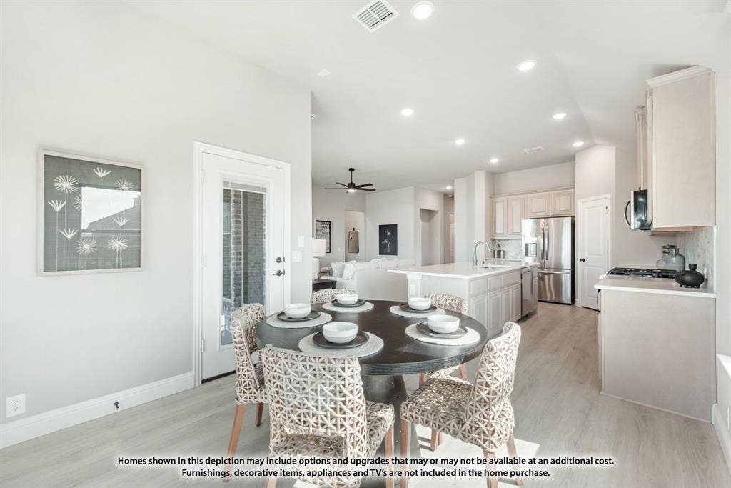 812 Mallard Drive, Aledo, TX 76008 812 Mallard Drive, Aledo, TX 76008