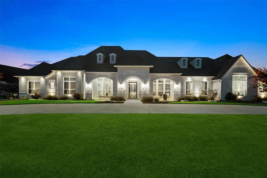 Property photo for 701 Inverness Lane, Lucas, TX