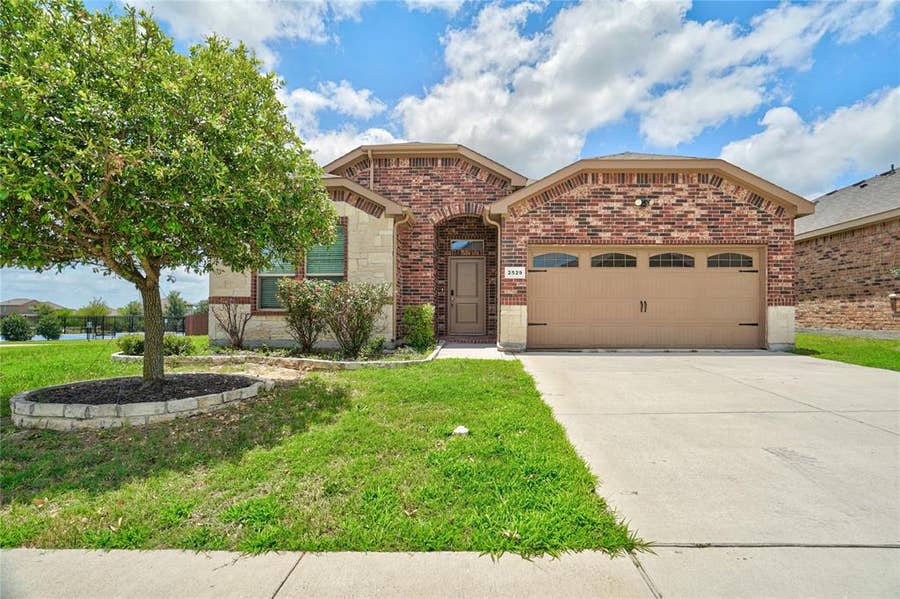 Property photo for 2529 Lavender Lane, Glenn Heights, TX