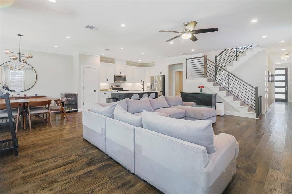 1975 Angelina Drive, Dallas, TX 75212 1975 Angelina Drive, Dallas, TX 75212