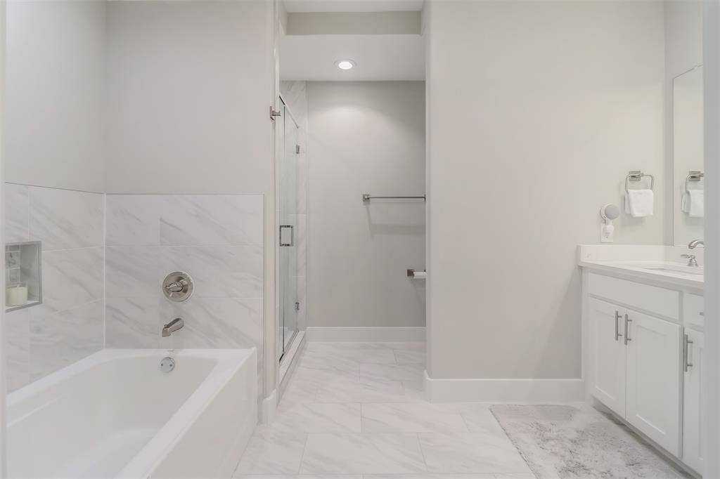 1975 Angelina Drive, Dallas, TX 75212 1975 Angelina Drive, Dallas, TX 75212