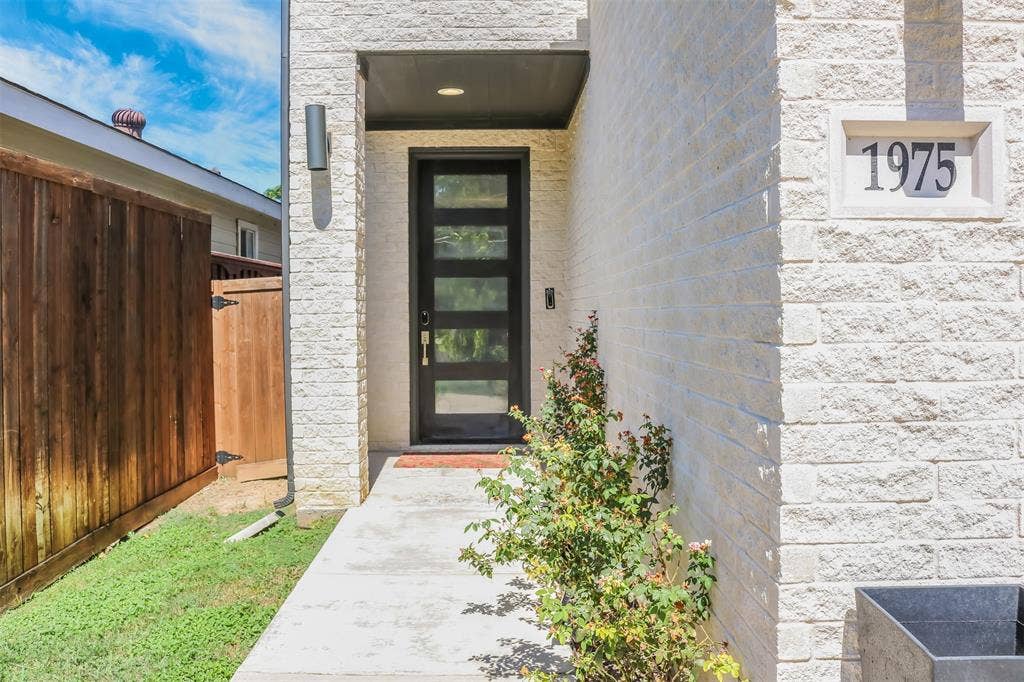 1975 Angelina Drive, Dallas, TX 75212 1975 Angelina Drive, Dallas, TX 75212