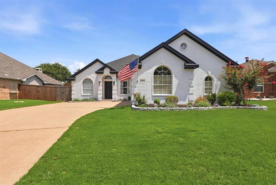 Property photo for 11010 Spring Lake Road, Frisco, TX