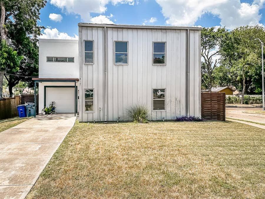 Property photo for 417 S Beacon Street, Dallas, TX