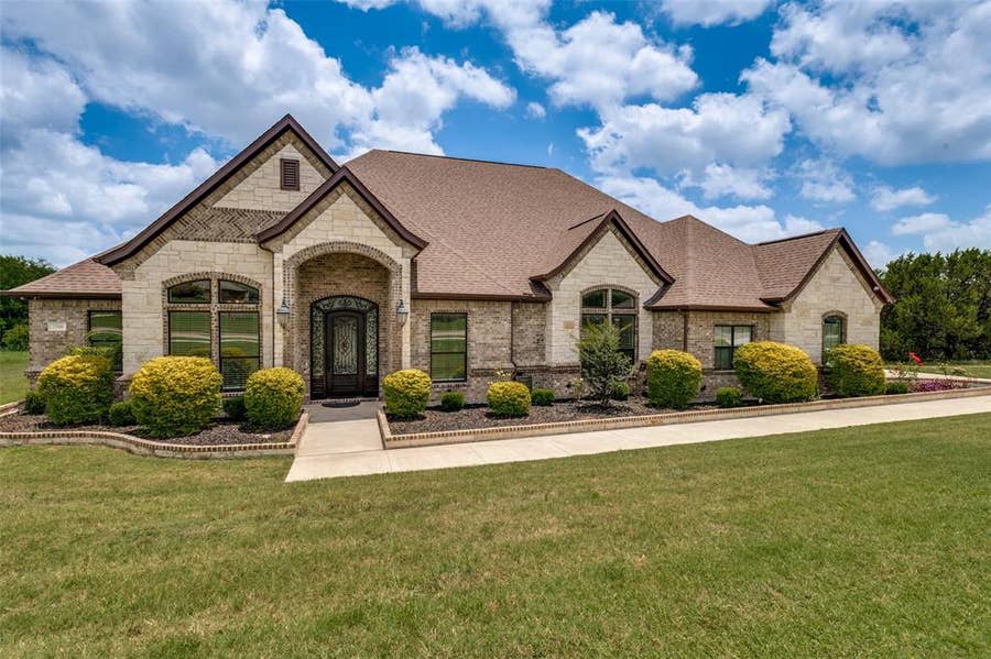Property photo for 2506 Pikes Peak, Cedar Hill, TX