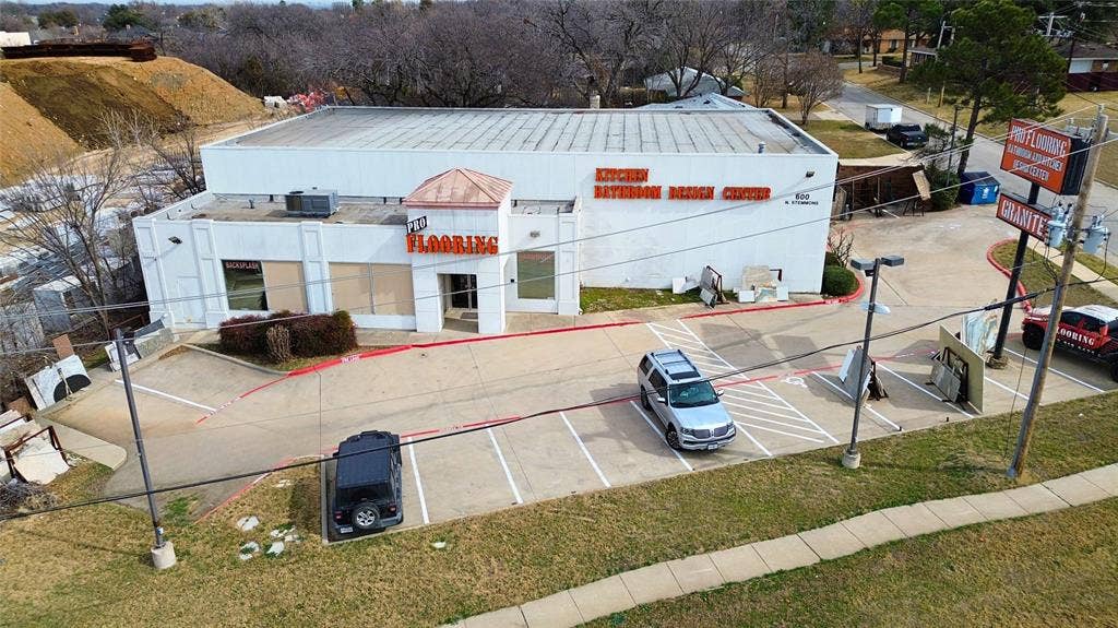 600 N Stemmons Freeway, #0, Lewisville, TX 75067 600 N Stemmons Freeway, #0, Lewisville, TX 75067