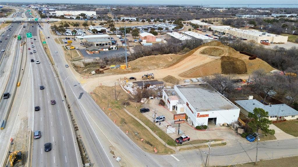 600 N Stemmons Freeway, #0, Lewisville, TX 75067 600 N Stemmons Freeway, #0, Lewisville, TX 75067