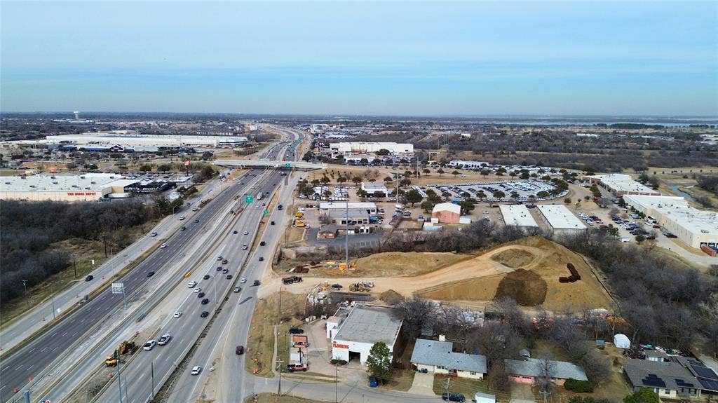 600 N Stemmons Freeway, #0, Lewisville, TX 75067 600 N Stemmons Freeway, #0, Lewisville, TX 75067