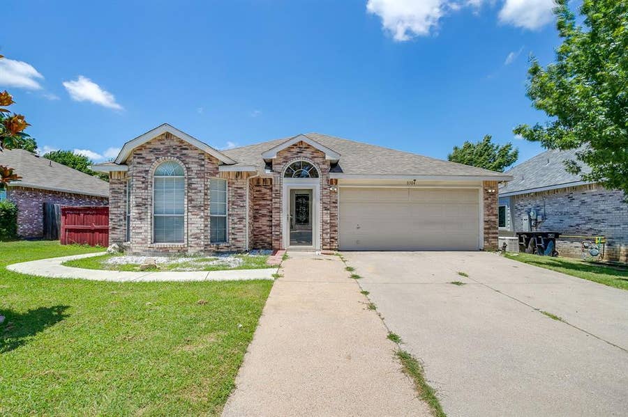 Property photo for 8304 Clearbrook Drive, Fort Worth, TX
