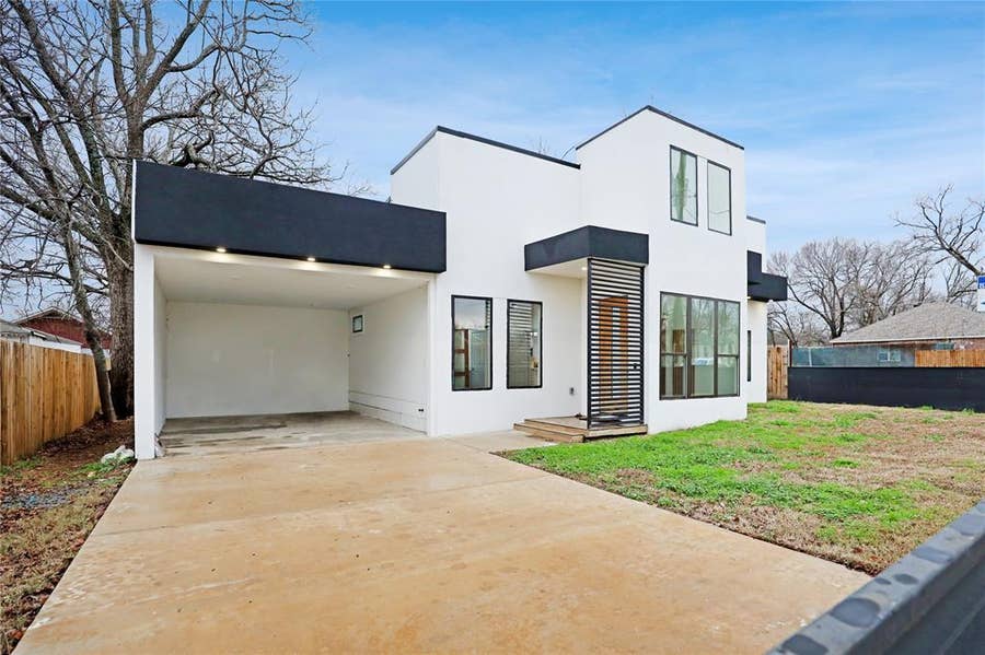 Property photo for 2606 Fordham Road, Dallas, TX