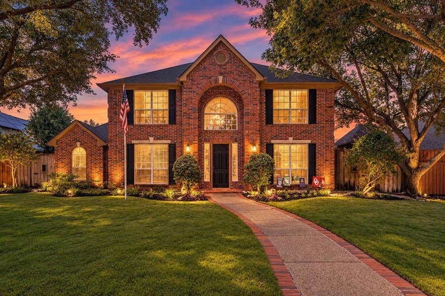 Property photo for 3620 Oakcrest Drive, Plano, TX