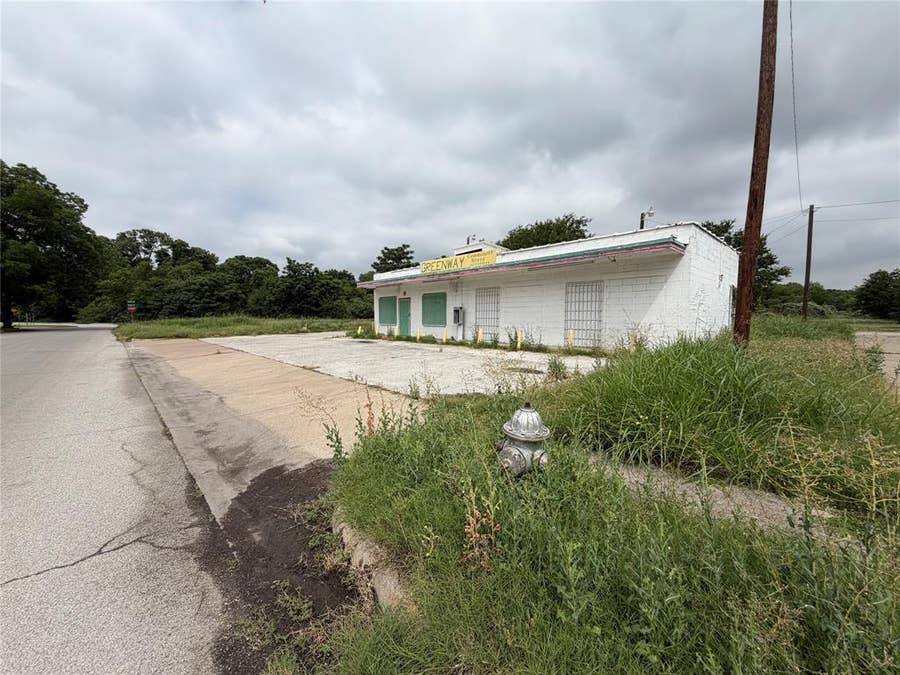 Property photo for 1813 Portland Avenue, Fort Worth, TX