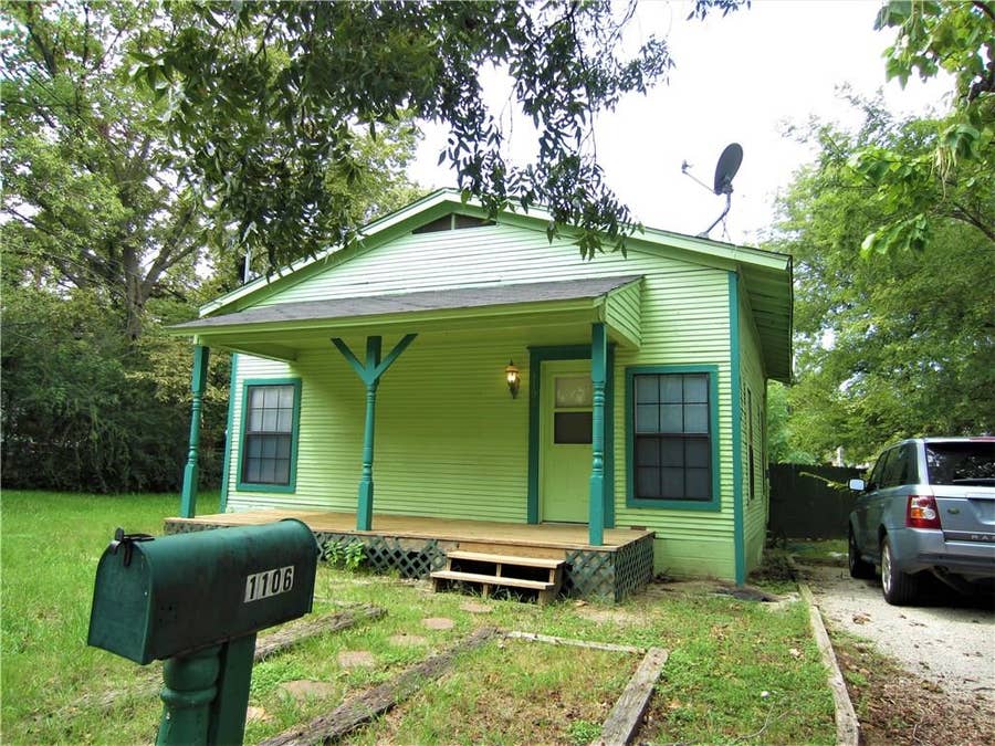 Property photo for 1106 Peak Street, Denton, TX
