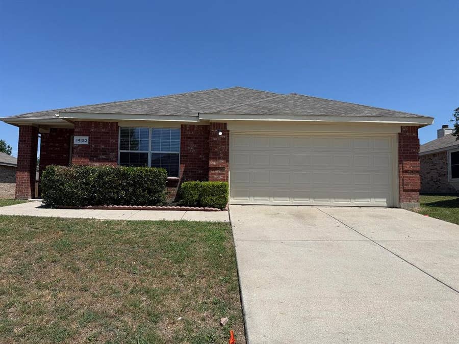 Property photo for 14120 Tanglebrush Trail, Fort Worth, TX