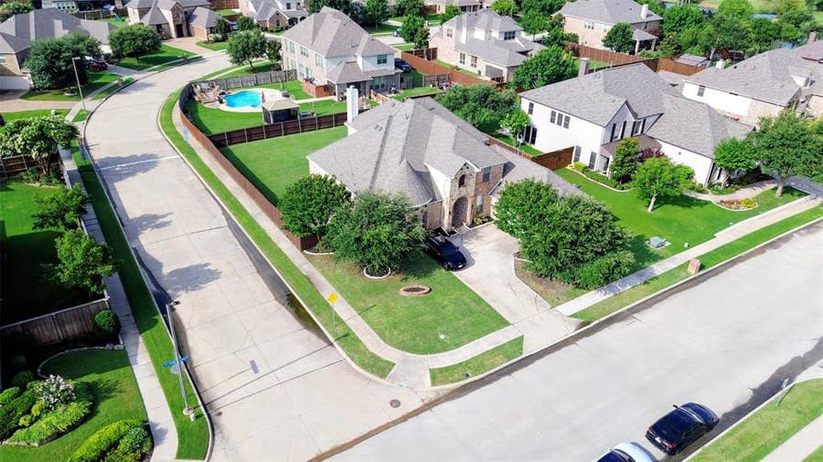 Property photo for 5730 Creek Crossing Lane, Sachse, TX