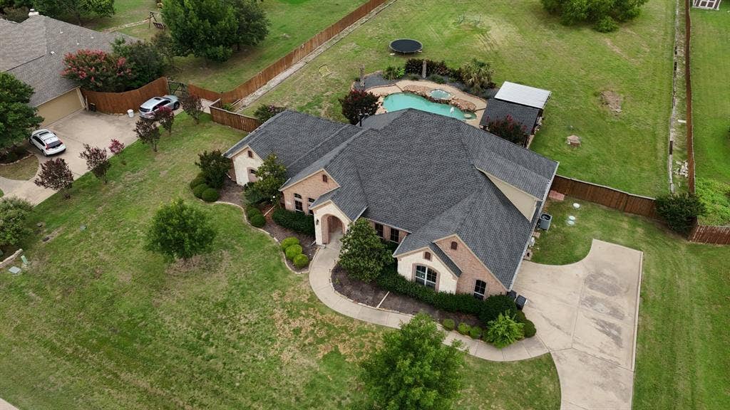 3220 Baylor Boulevard, Midlothian, TX 76065