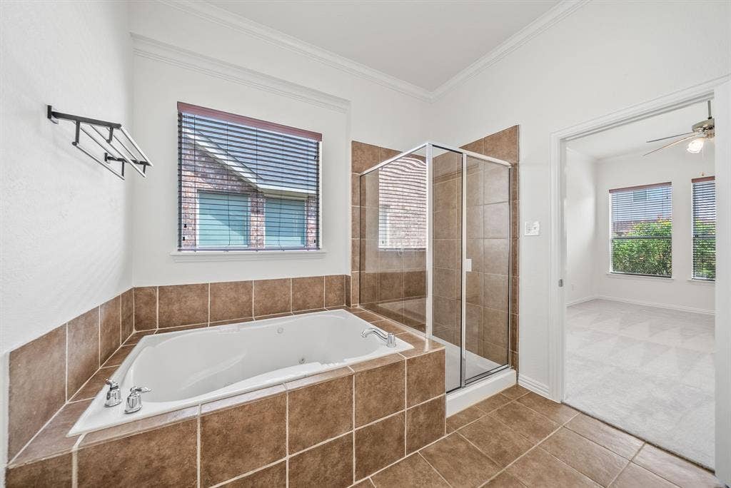 325 Kirby Drive, Argyle, TX 76226