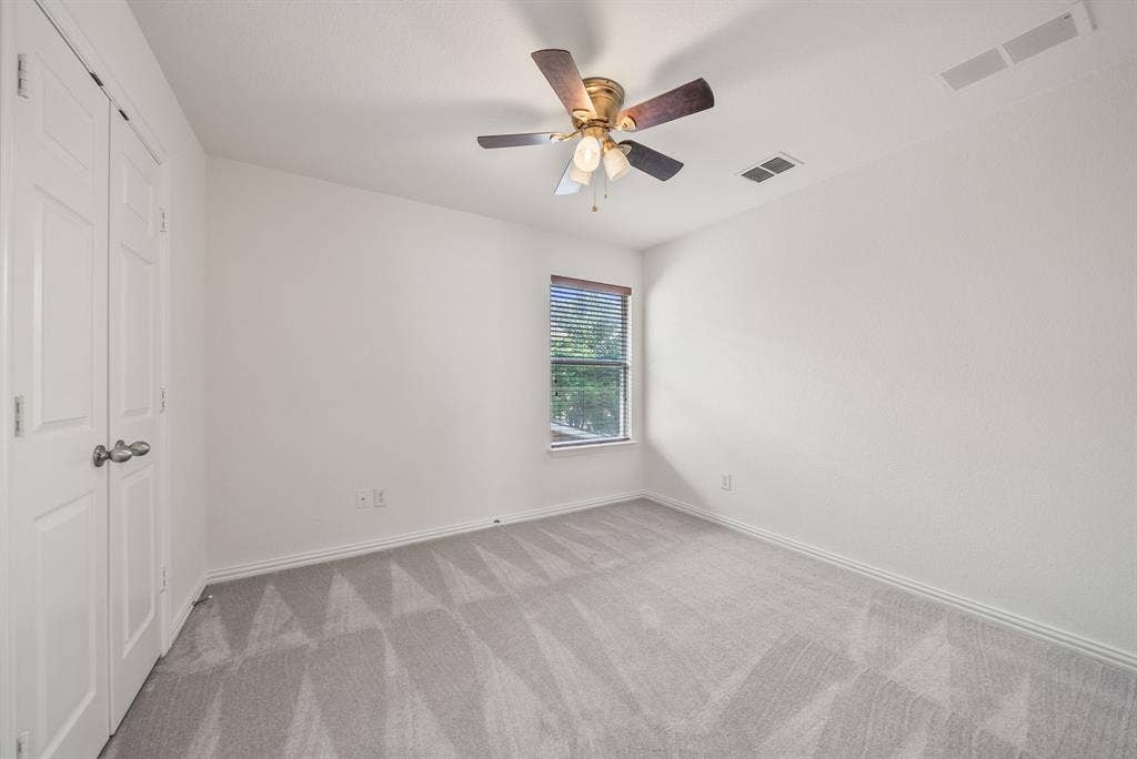 325 Kirby Drive, Argyle, TX 76226