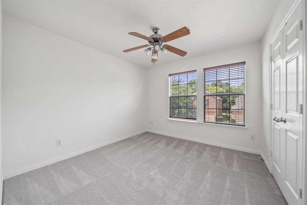 325 Kirby Drive, Argyle, TX 76226