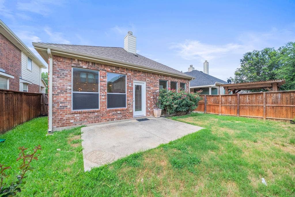325 Kirby Drive, Argyle, TX 76226