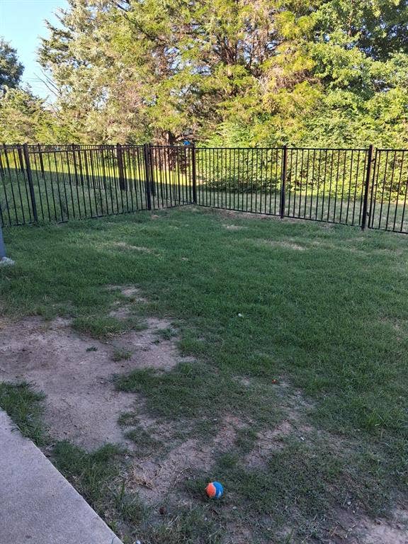 6816 Topaz Drive, Greenville, TX 75402 6816 Topaz Drive, Greenville, TX 75402