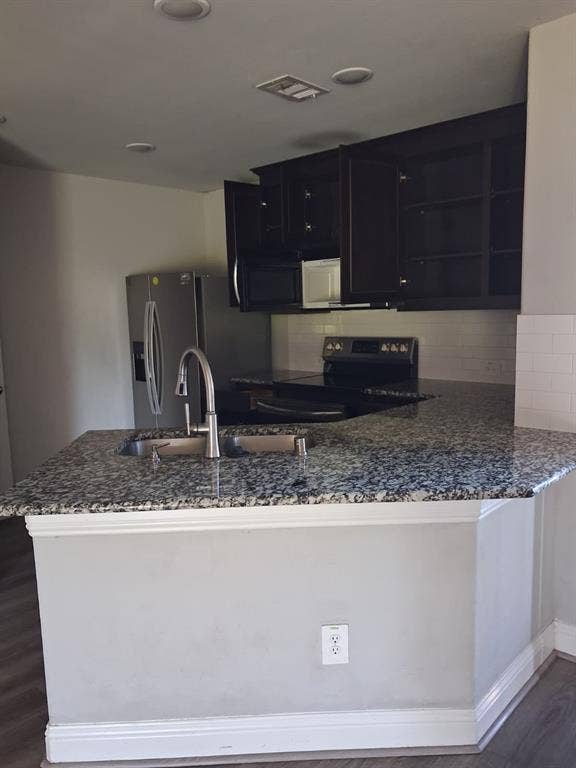 6816 Topaz Drive, Greenville, TX 75402 6816 Topaz Drive, Greenville, TX 75402