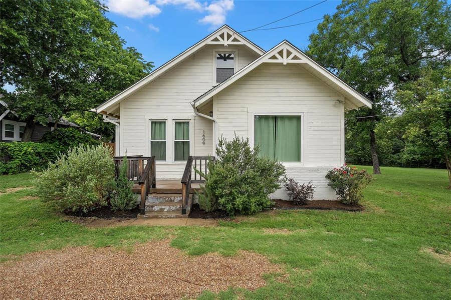Property photo for 1609 Reuter Avenue, Waco, TX