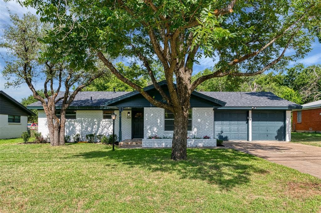 1138 Usher Street, Benbrook, TX 76126 Beautifully updated, 4 bedroom home