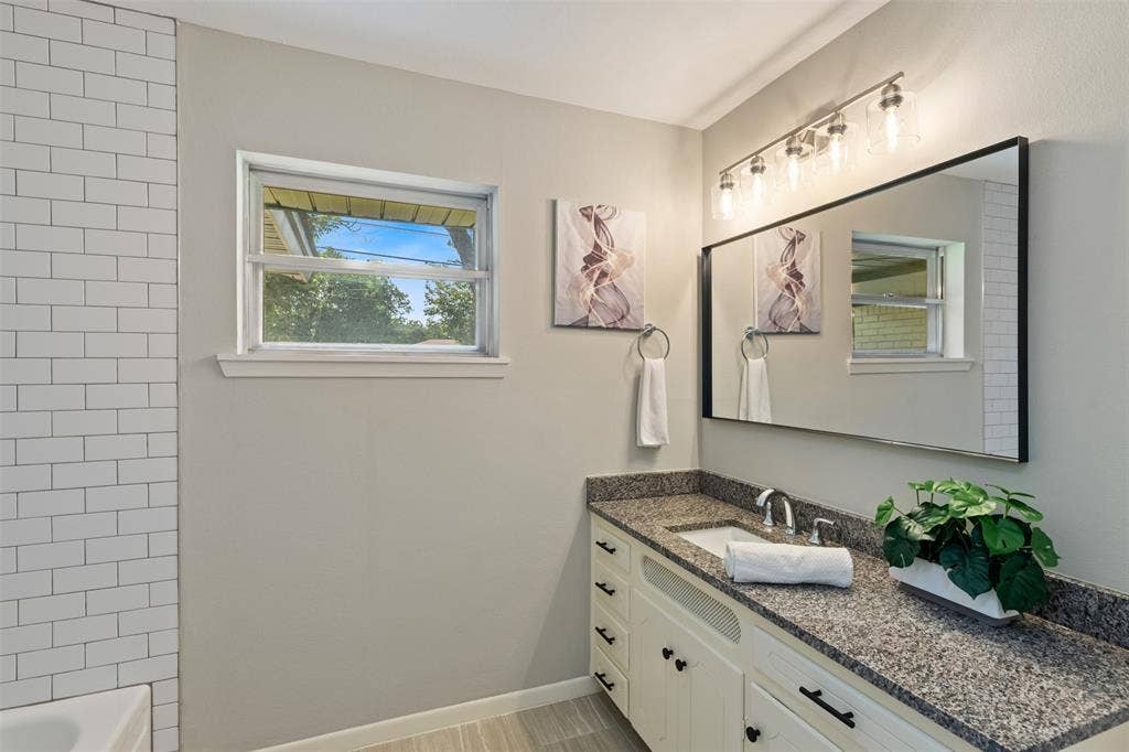 1138 Usher Street, Benbrook, TX 76126 1138 Usher Street, Benbrook, TX 76126