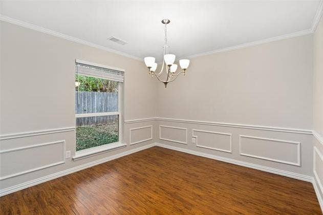 4355 Harvest Hill Road, Dallas, TX 75244 Spacious dining room will hold the entire gang.