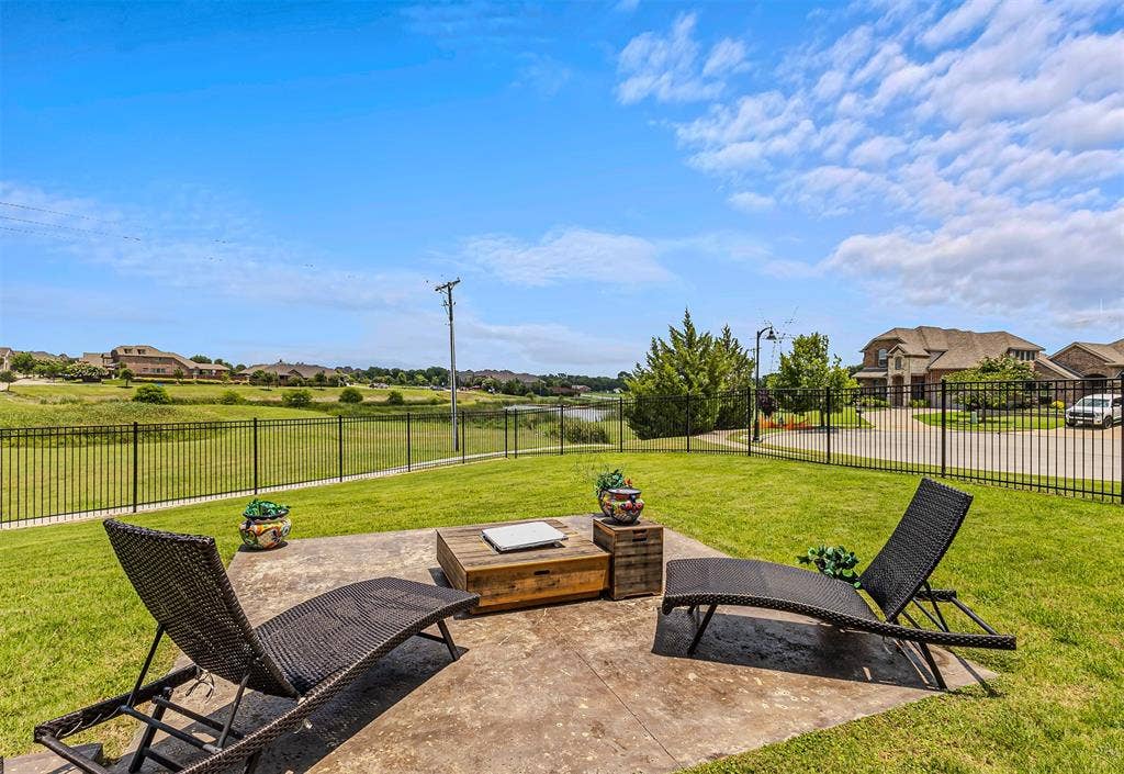 1831 Morning Mist Way, Wylie, TX 75098 Enjoy the firepit