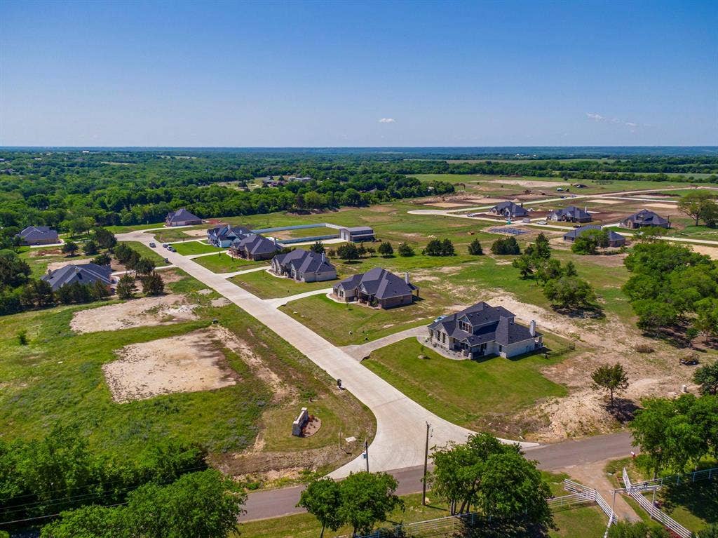 440 Paradise Ridge Drive, Waxahachie, TX 75167 440 Paradise Ridge Drive, Waxahachie, TX 75167