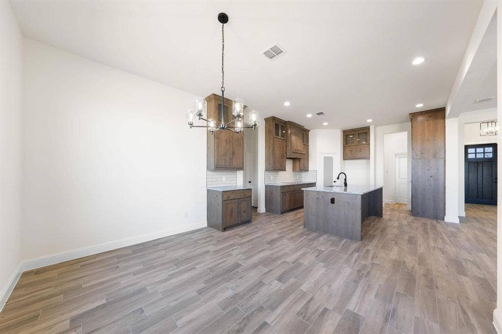440 Paradise Ridge Drive, Waxahachie, TX 75167 440 Paradise Ridge Drive, Waxahachie, TX 75167