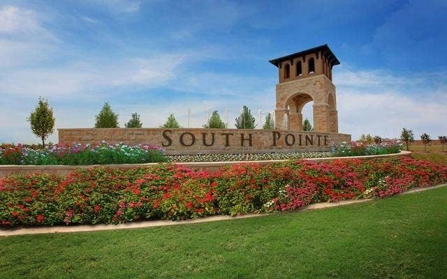 2612 Brazos Drive, Mansfield, TX 76063 South Pointe Entry