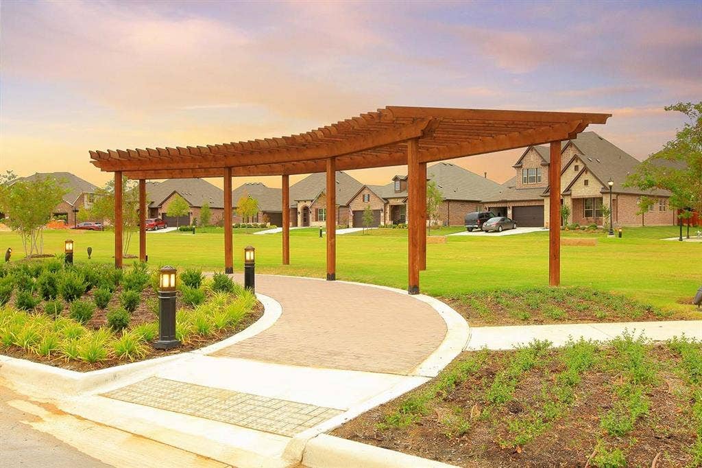 2612 Brazos Drive, Mansfield, TX 76063 Community Trails