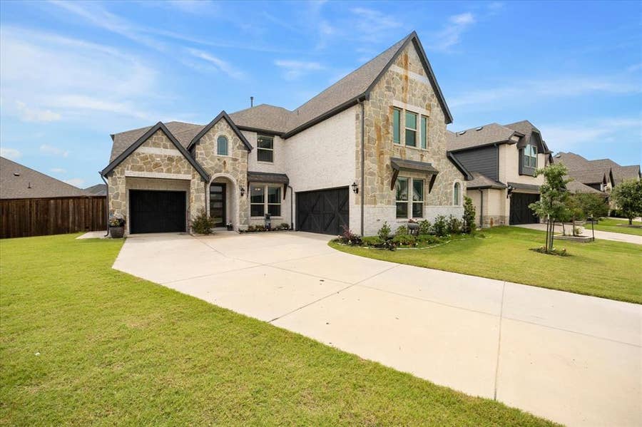 Property photo for 1904 Frediano Lane, McLendon Chisholm, TX