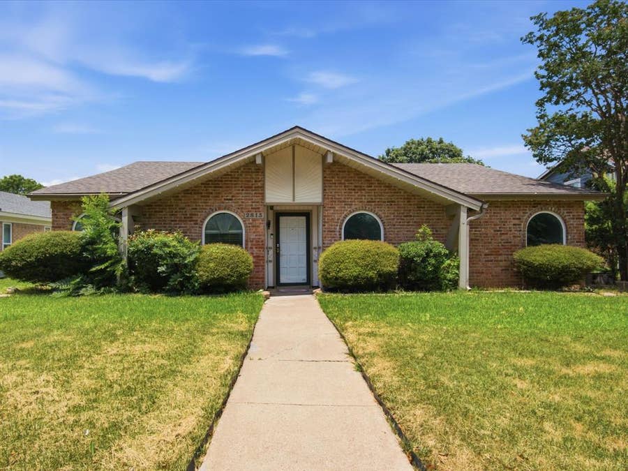 Property photo for 2813 Countess Drive, Plano, TX