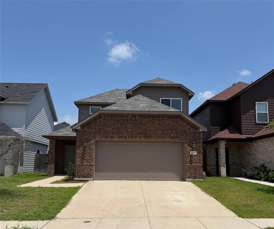 Property photo for 2237 Diamond Drive, Grand Prairie, TX