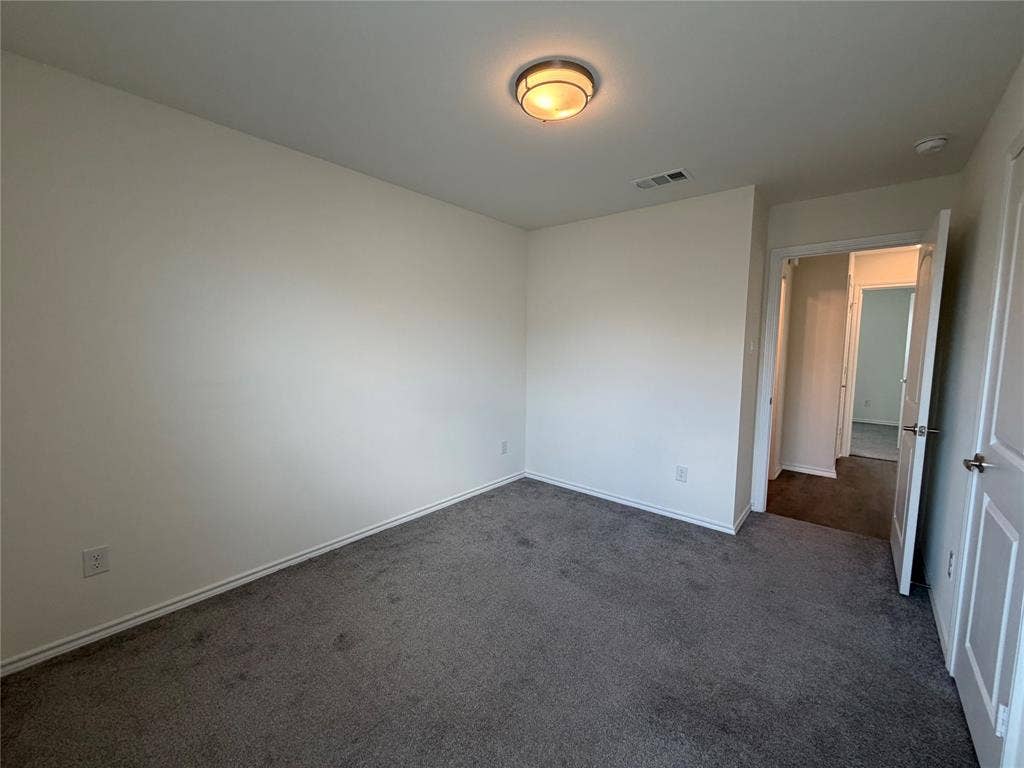 2237 Diamond Drive, Grand Prairie, TX 75051 2237 Diamond Drive, Grand Prairie, TX 75051