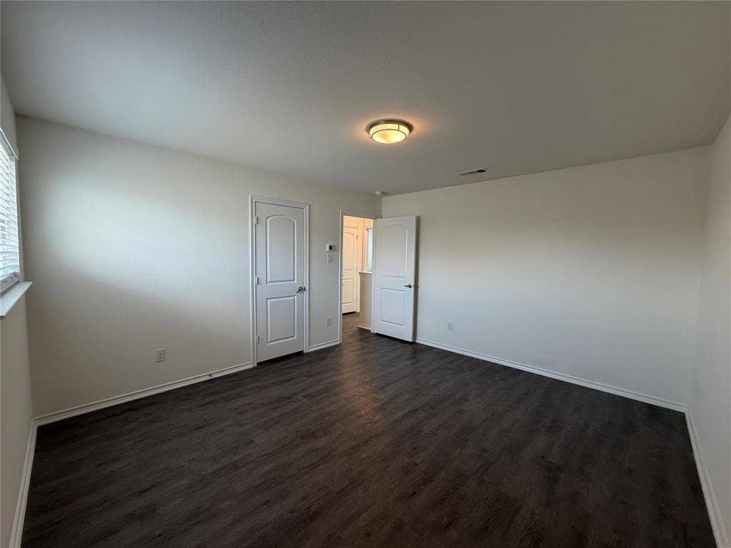 2237 Diamond Drive, Grand Prairie, TX 75051 2237 Diamond Drive, Grand Prairie, TX 75051
