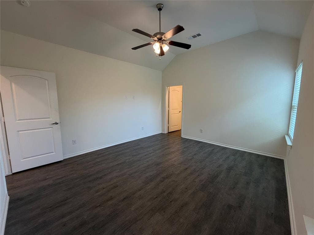 2237 Diamond Drive, Grand Prairie, TX 75051 2237 Diamond Drive, Grand Prairie, TX 75051