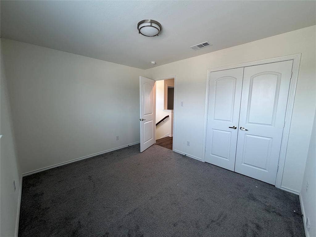 2237 Diamond Drive, Grand Prairie, TX 75051 2237 Diamond Drive, Grand Prairie, TX 75051
