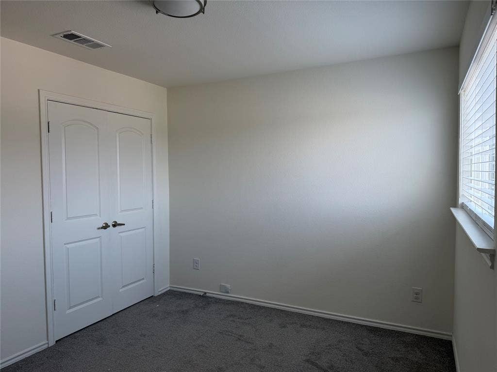 2237 Diamond Drive, Grand Prairie, TX 75051 2237 Diamond Drive, Grand Prairie, TX 75051