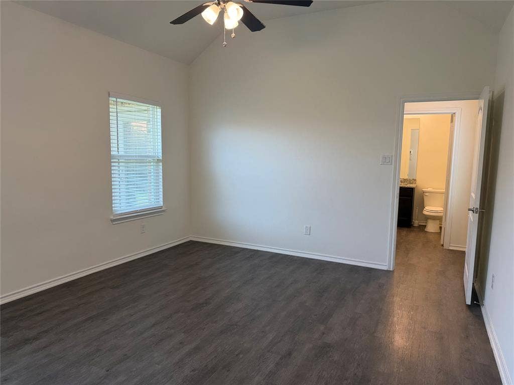 2237 Diamond Drive, Grand Prairie, TX 75051 2237 Diamond Drive, Grand Prairie, TX 75051