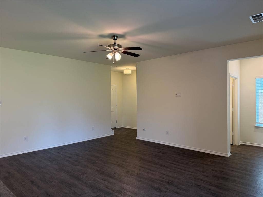 2237 Diamond Drive, Grand Prairie, TX 75051 2237 Diamond Drive, Grand Prairie, TX 75051