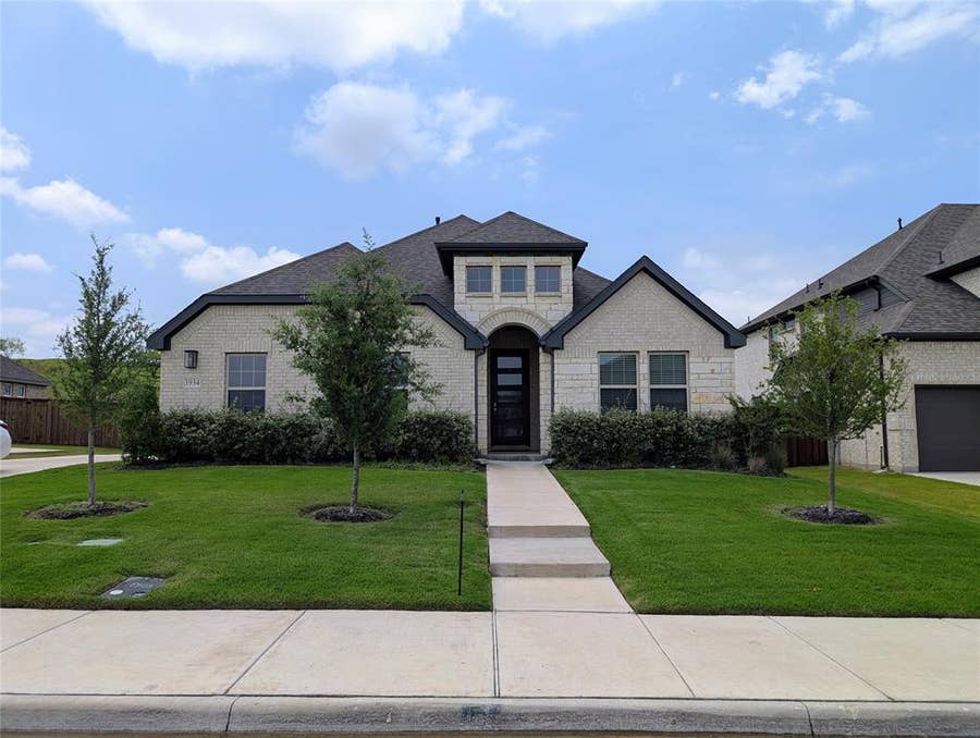 Property photo for 3934 Timberview Street, Midlothian, TX